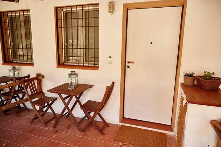 Borgo S.Maria Di Vulci Guest House Montalto di Castro Bagian luar foto